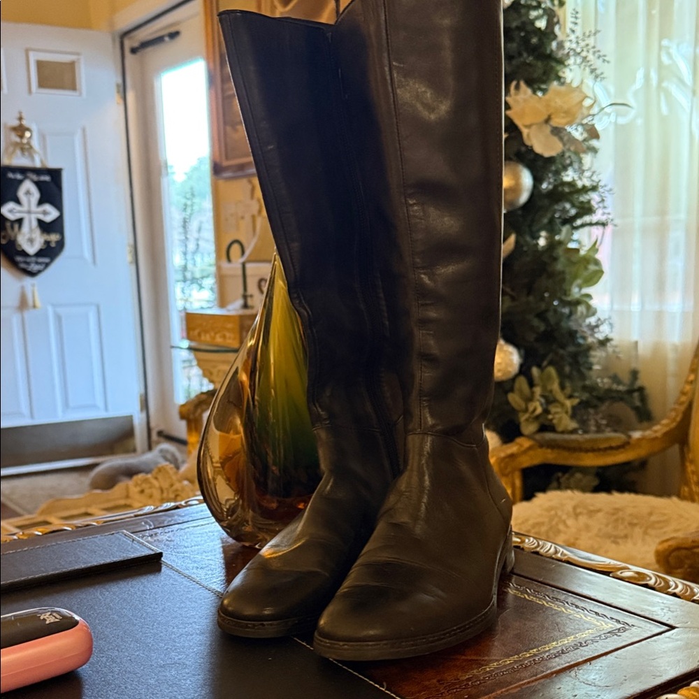 Black Knee-High Leather Boots